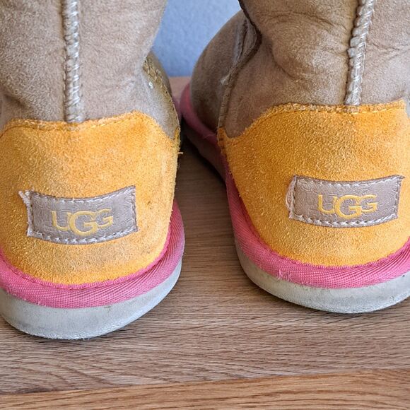 UGG Womens 6 Kids 5 37 Classic Short II Boots Tan Pink Orange Colorblock Neon - Picture 10 of 13